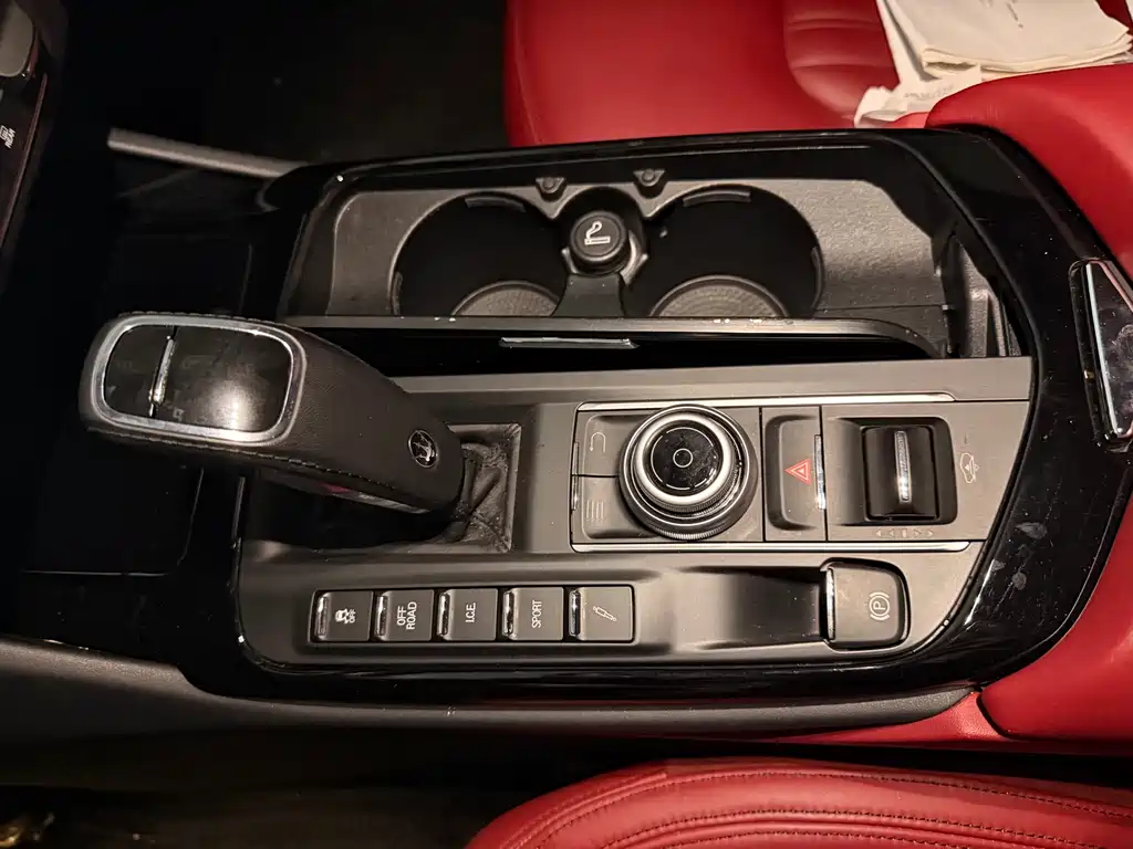 Maserati Levante — миниатюра 18