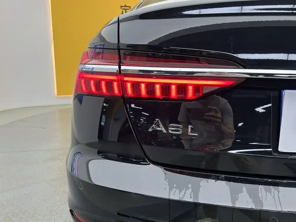 Audi A6L — миниатюра 9