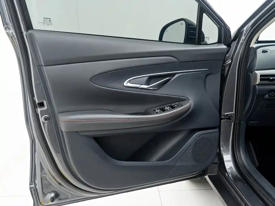Changan UNI-T 1.5T Flagship Type, фото 15