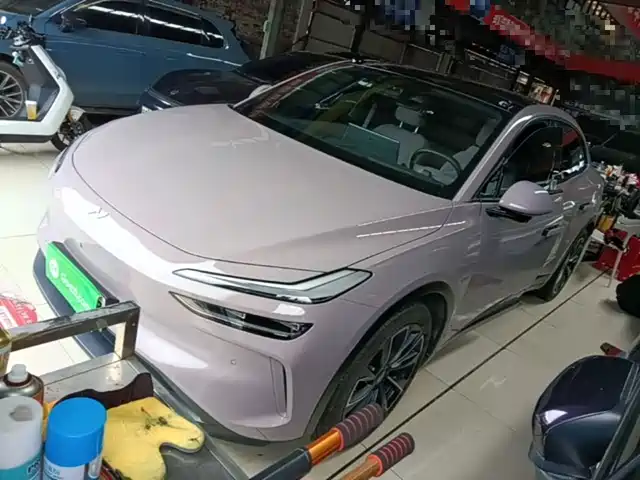 2024 Nio L60