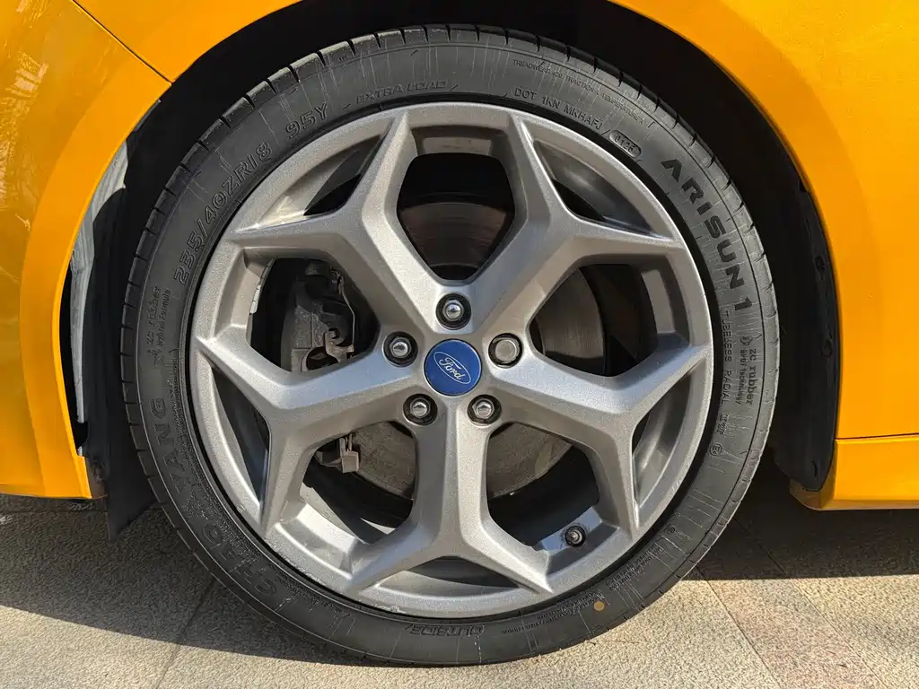 Ford Focus (Import) — миниатюра 14