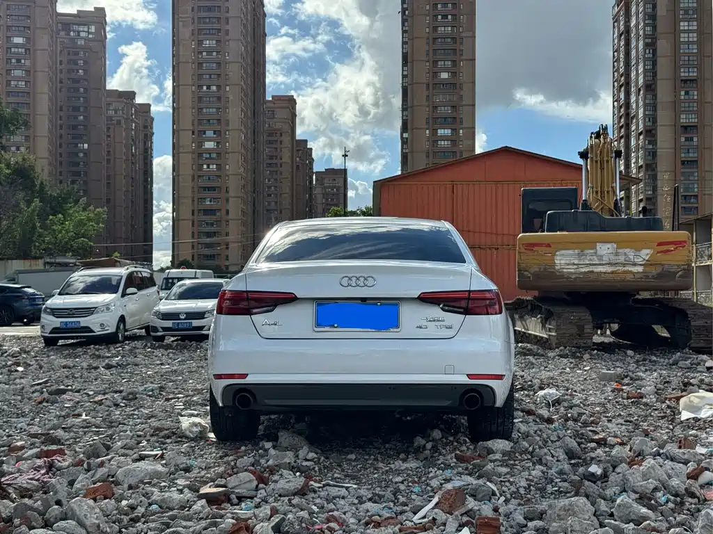 Audi A4L — миниатюра 10