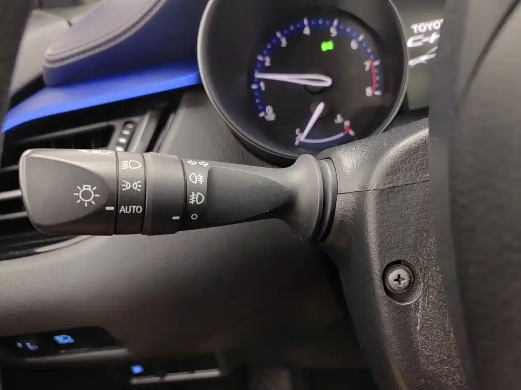 Toyota C-HR — миниатюра 21