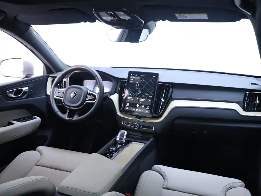 Volvo XC60 — миниатюра 20