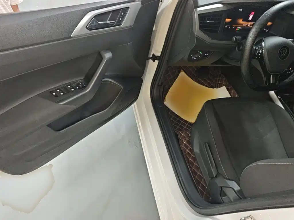 Volkswagen Polo — миниатюра 16