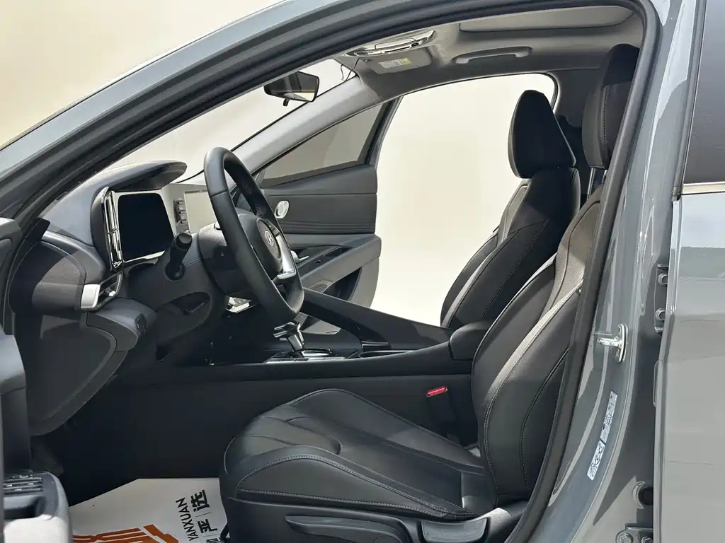 Hyundai Elantra 2022 1.5L CVT GLX Elite