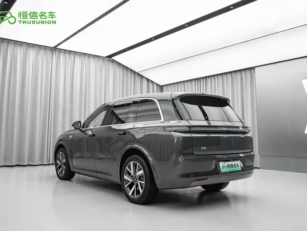 Li Auto L8 2023 Pro