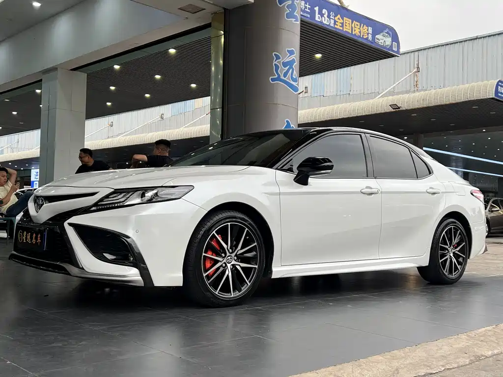 Toyota Camry 2022