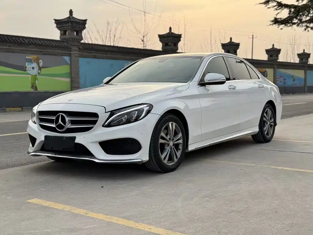 Mercedes-Benz C-Class 2017