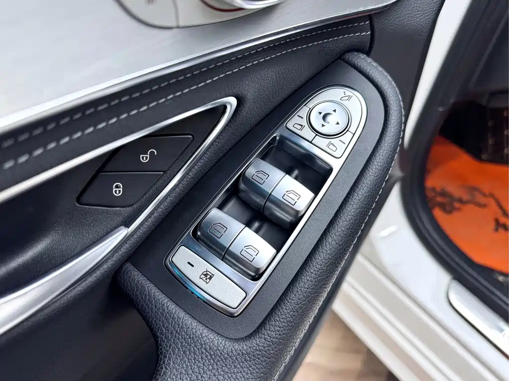 Mercedes-Benz C-Class C 2017 C 300 Sport