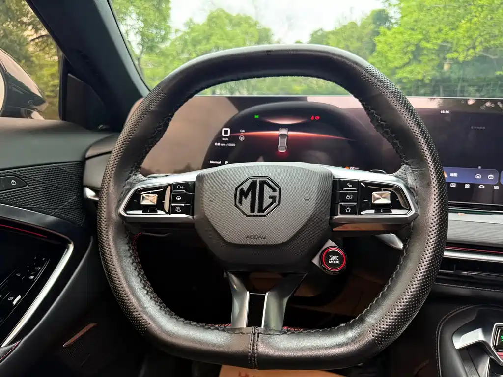 MG MG7 2.0T Auto Trophy+ Extreme Engine Shine World Edition, фото 7