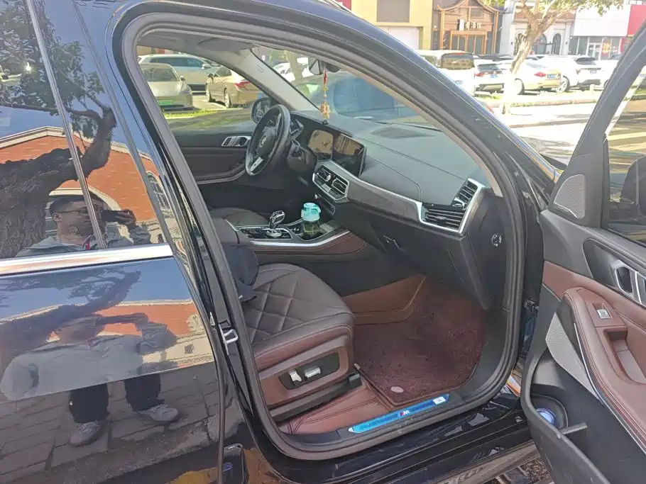 BMW X5 — миниатюра 8