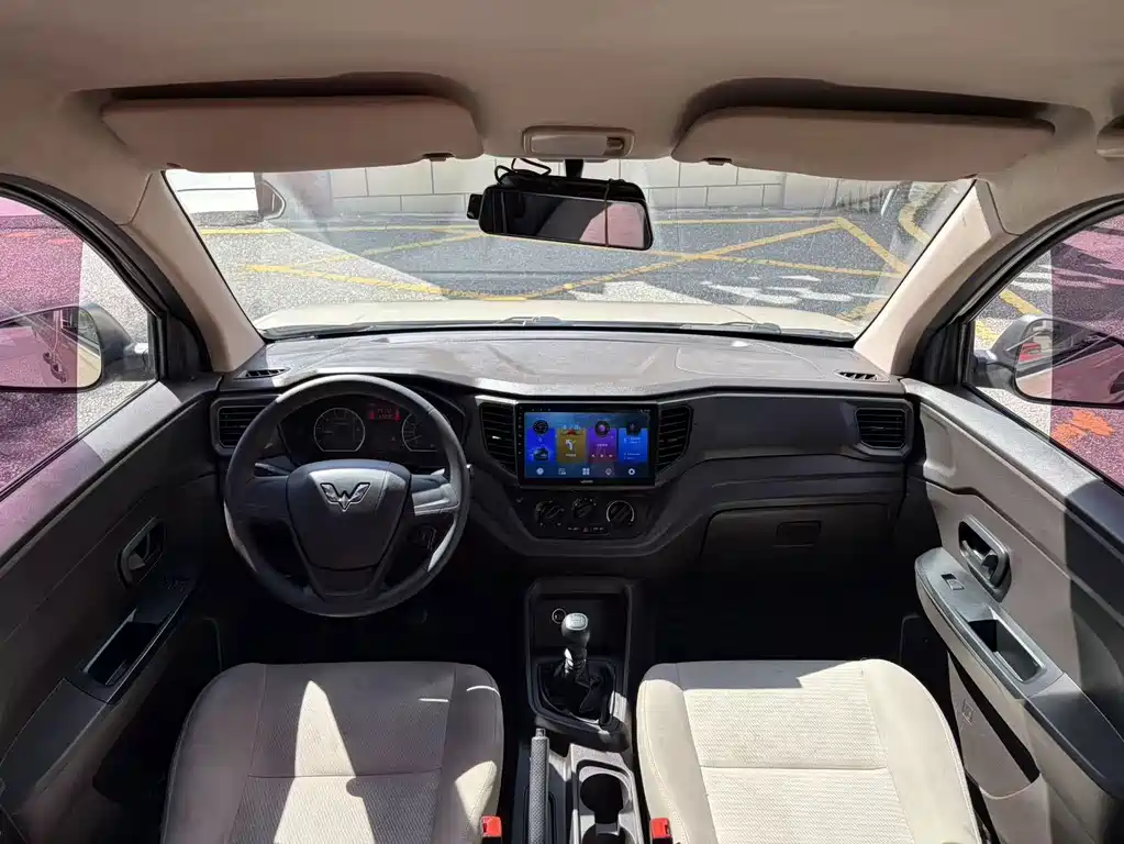 Wuling Hongguang V — миниатюра 10