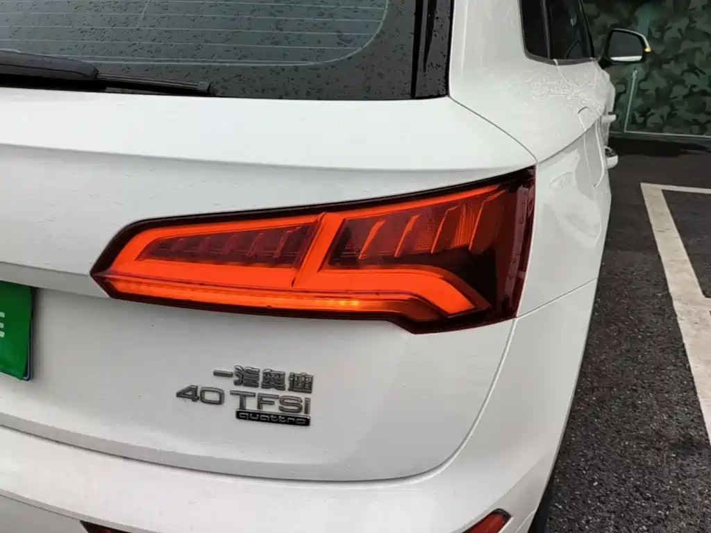 Audi Q5L — миниатюра 8