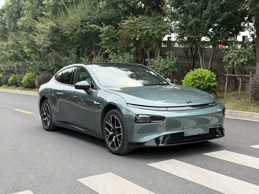 XPeng P7 — миниатюра 4