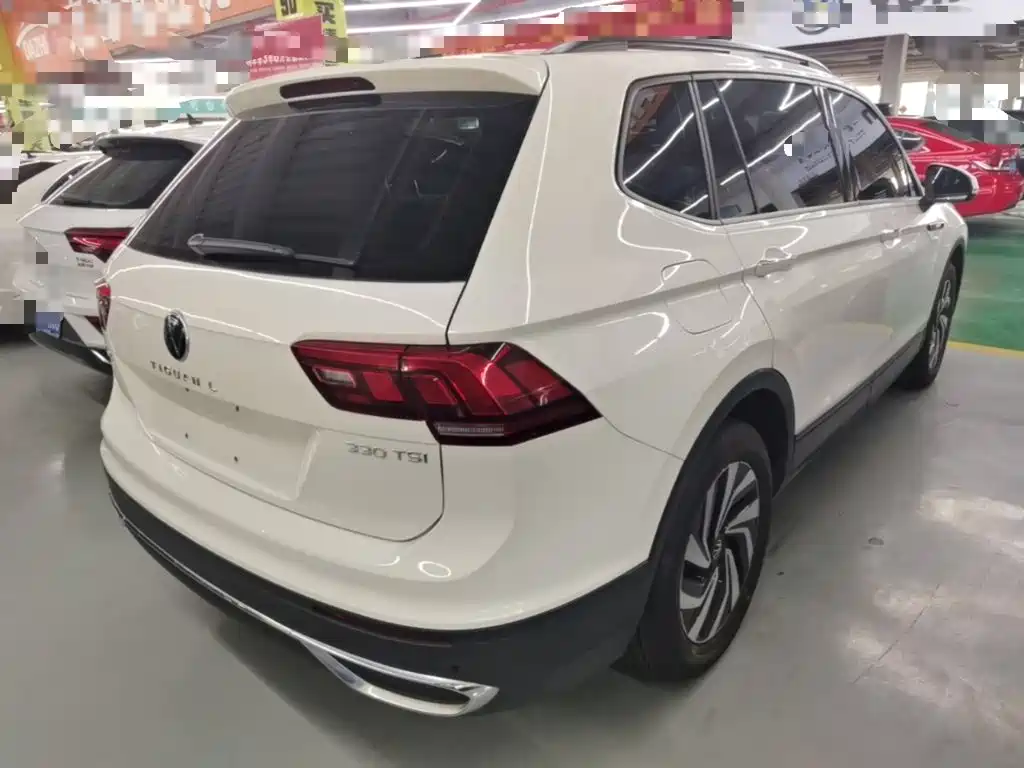 Volkswagen Tiguan L — миниатюра 7