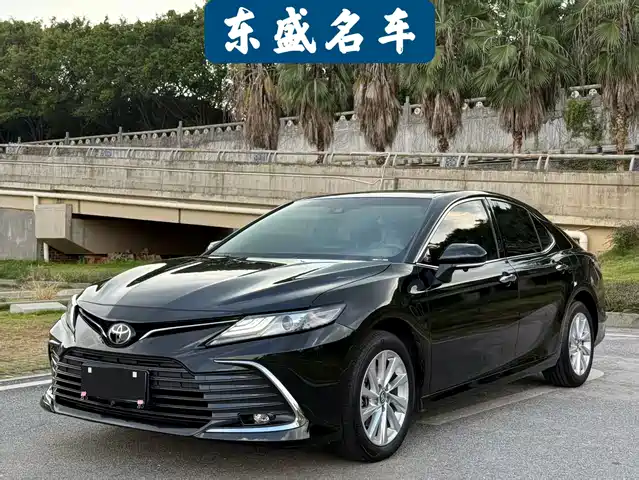 TOYOTA CAMRY 2023