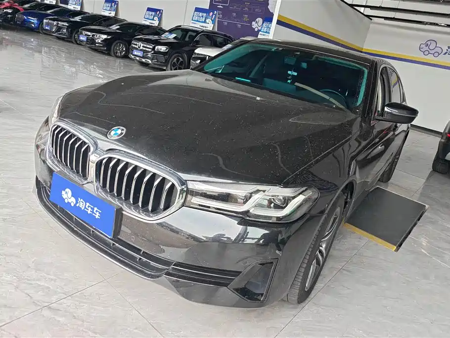 BMW 5 Series 2021