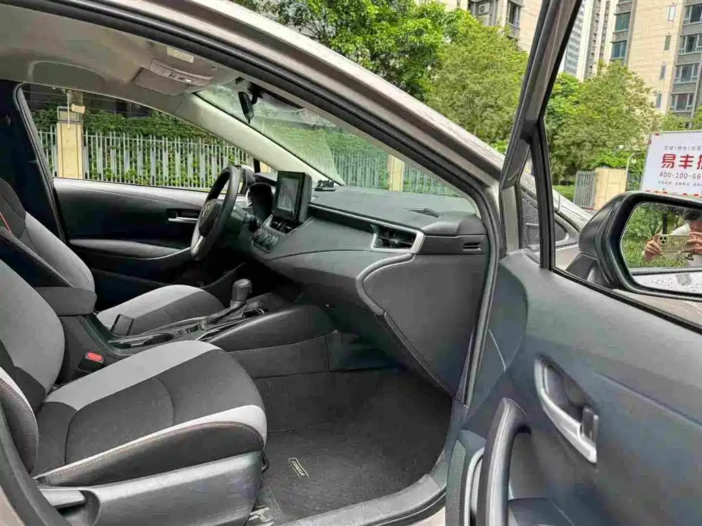 Toyota Corolla - фото 8
