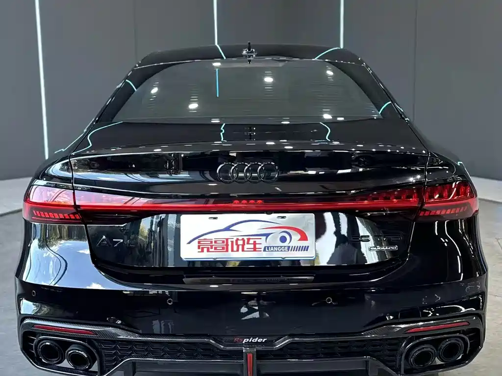 Audi A7L — миниатюра 7