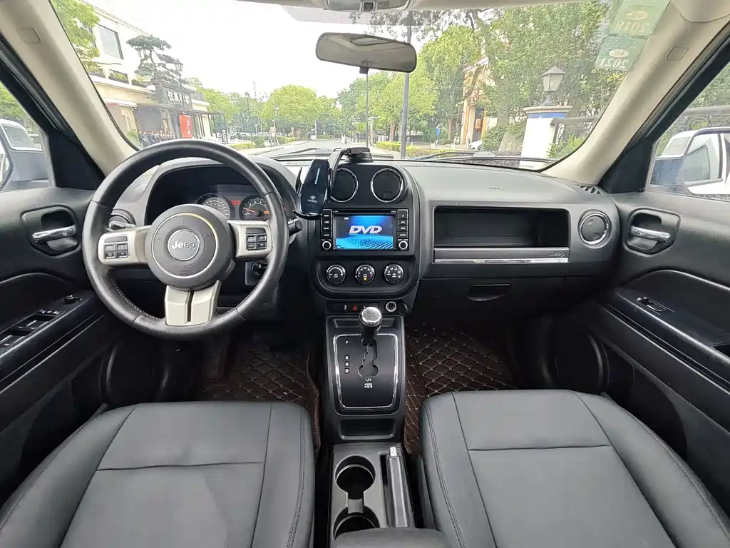 Jeep Patriot — миниатюра 13