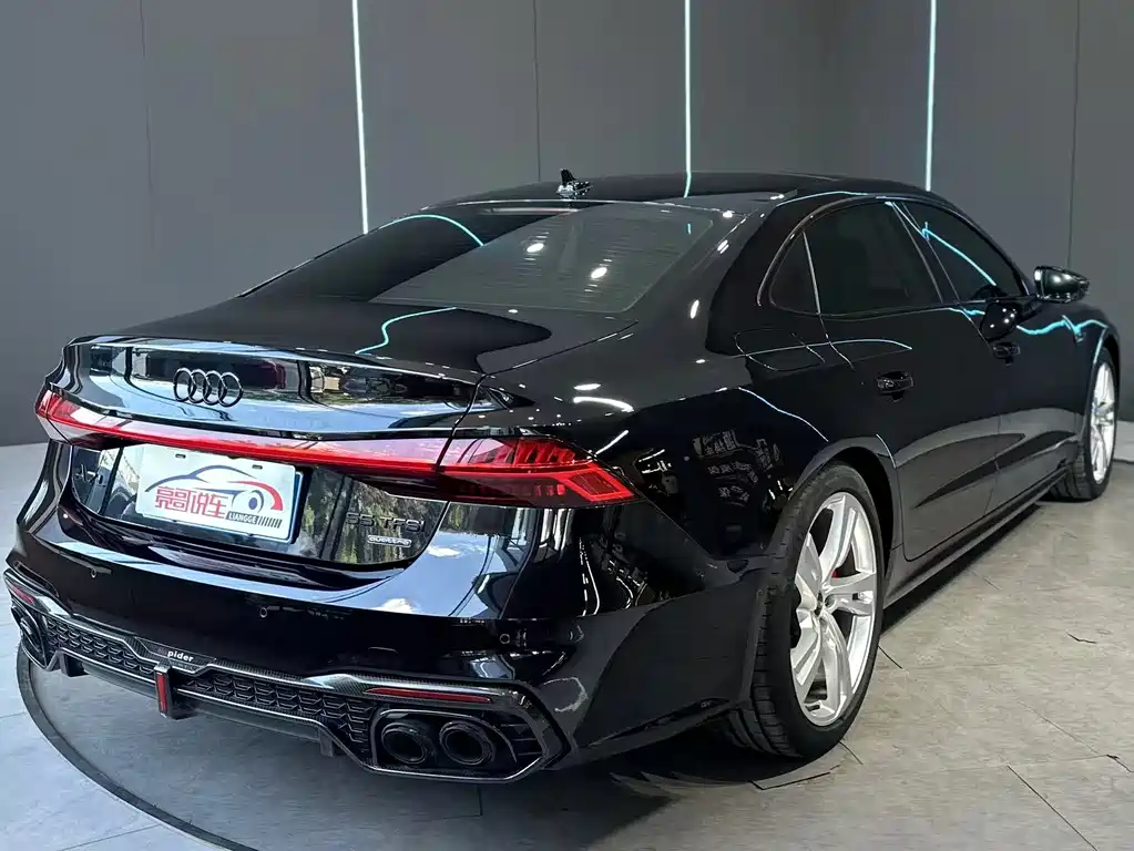Audi A7L — миниатюра 6