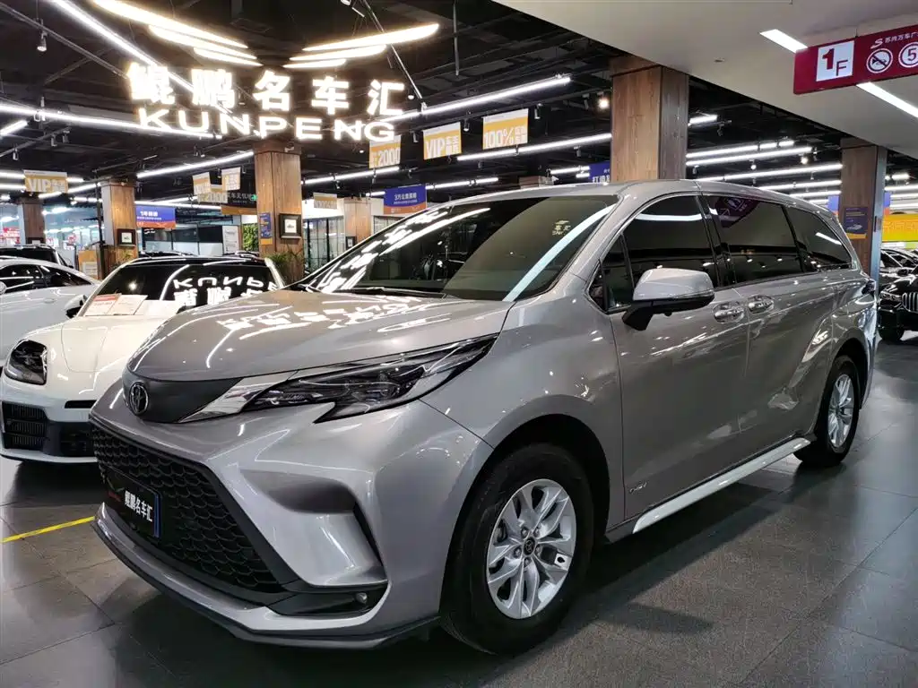 Toyota Granvia 2025