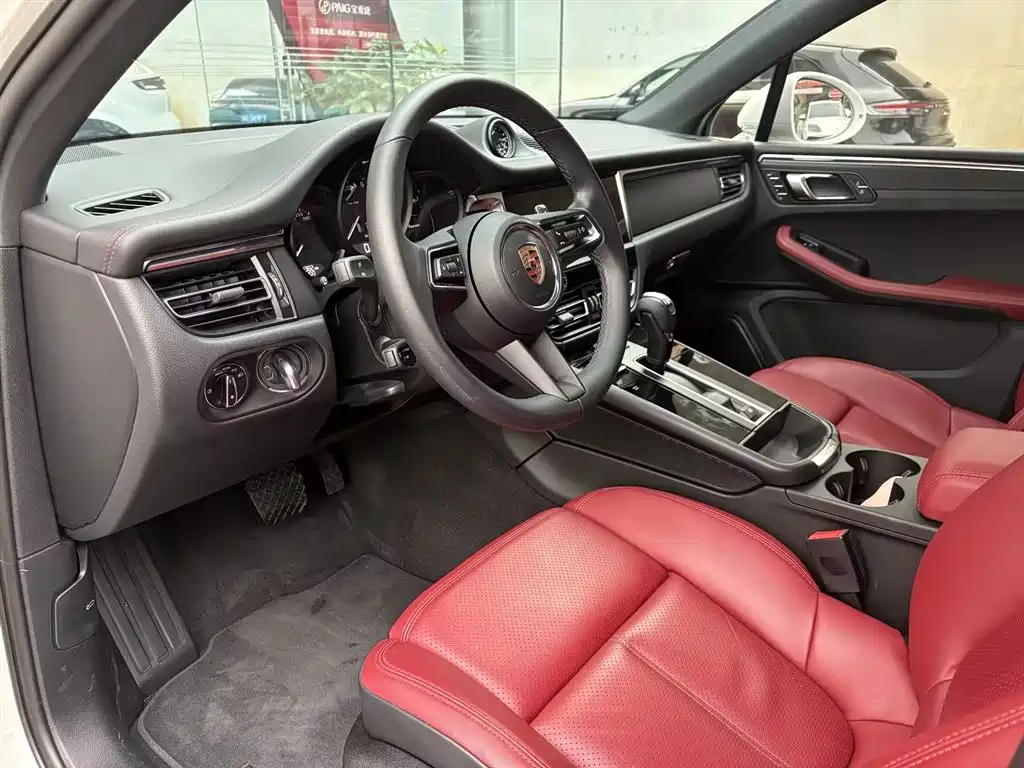 Porsche Macan 2023 Macan T 2.0T