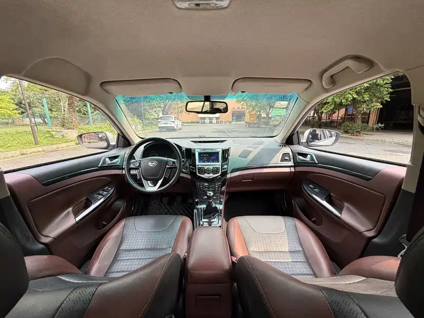 BYD Surui — миниатюра 11