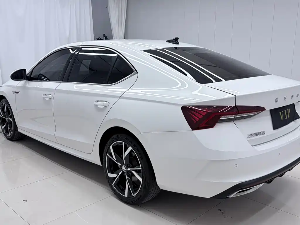 Skoda Octavia — миниатюра 6