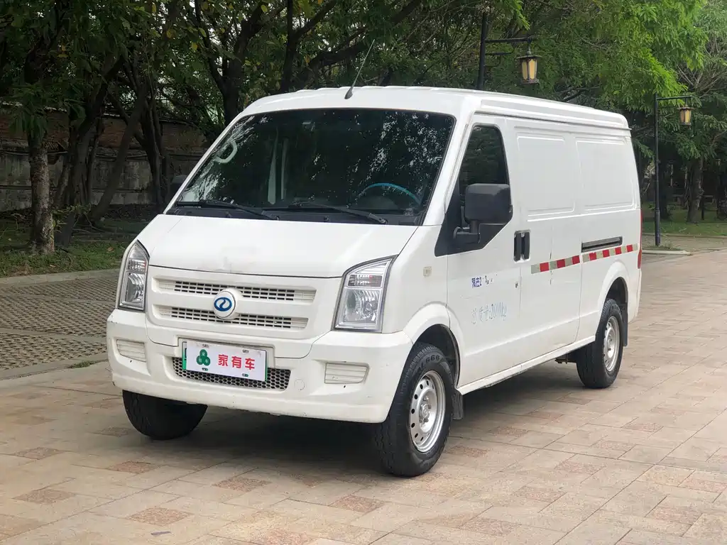 Ruichi Ruichi EC35 2022