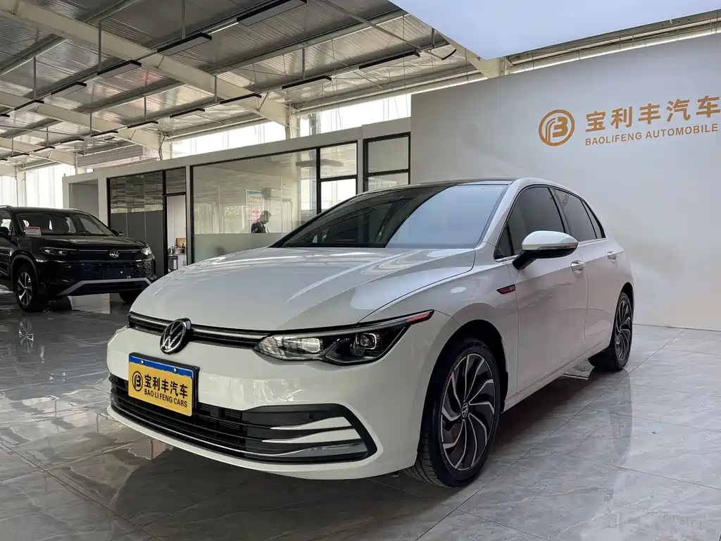 Volkswagen Golf 2022