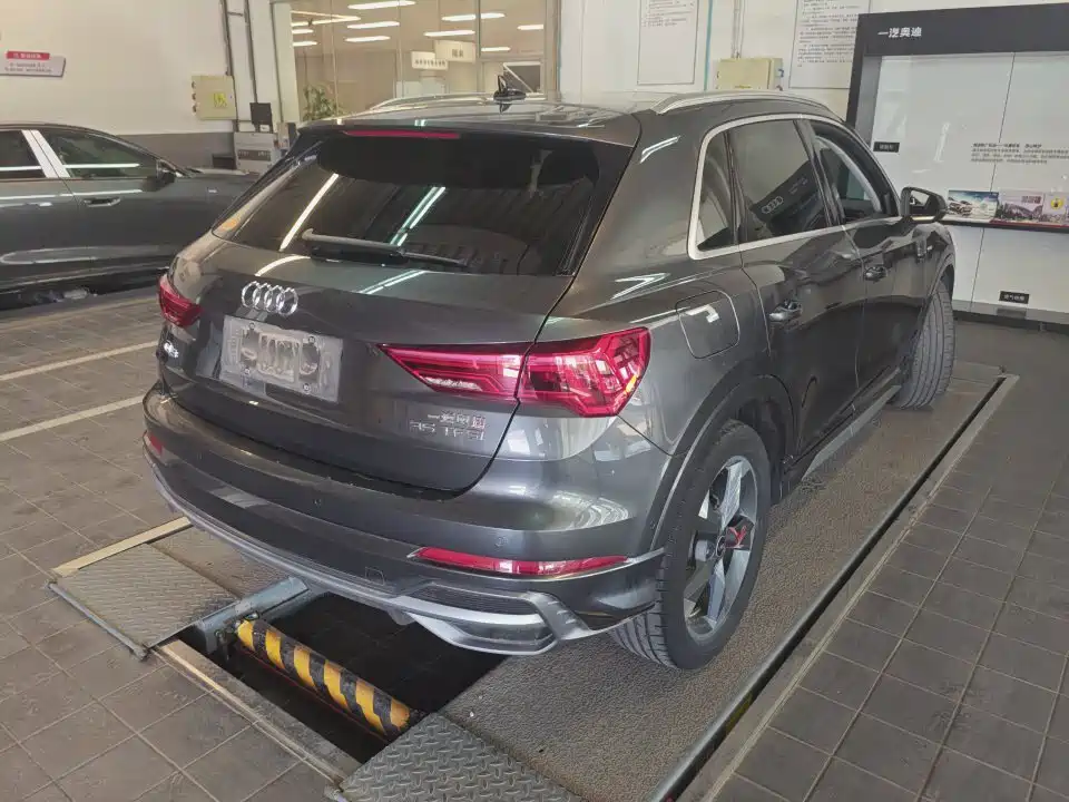 Audi Q3 2022 35 TFSI Fashion