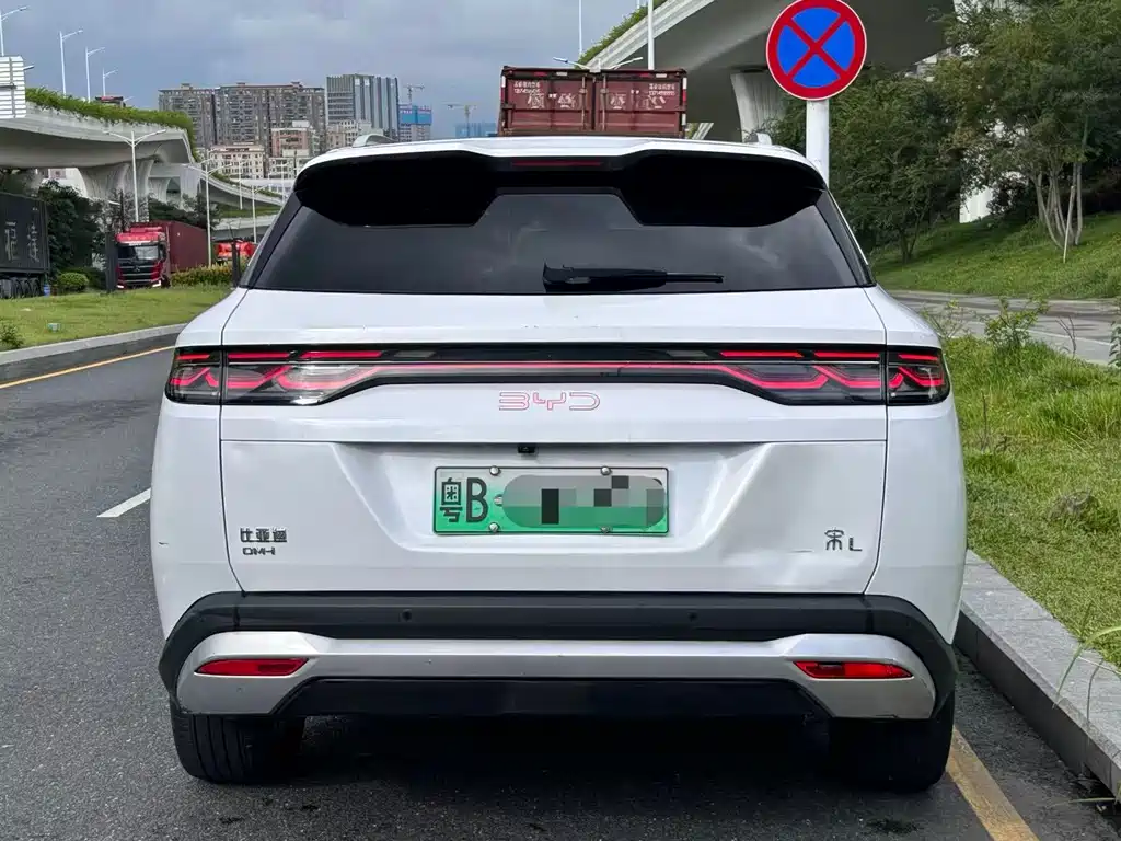 BYD L DM-i — миниатюра 6