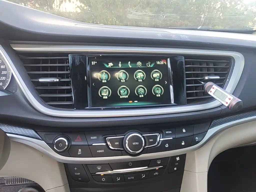 Buick Excelle — миниатюра 13
