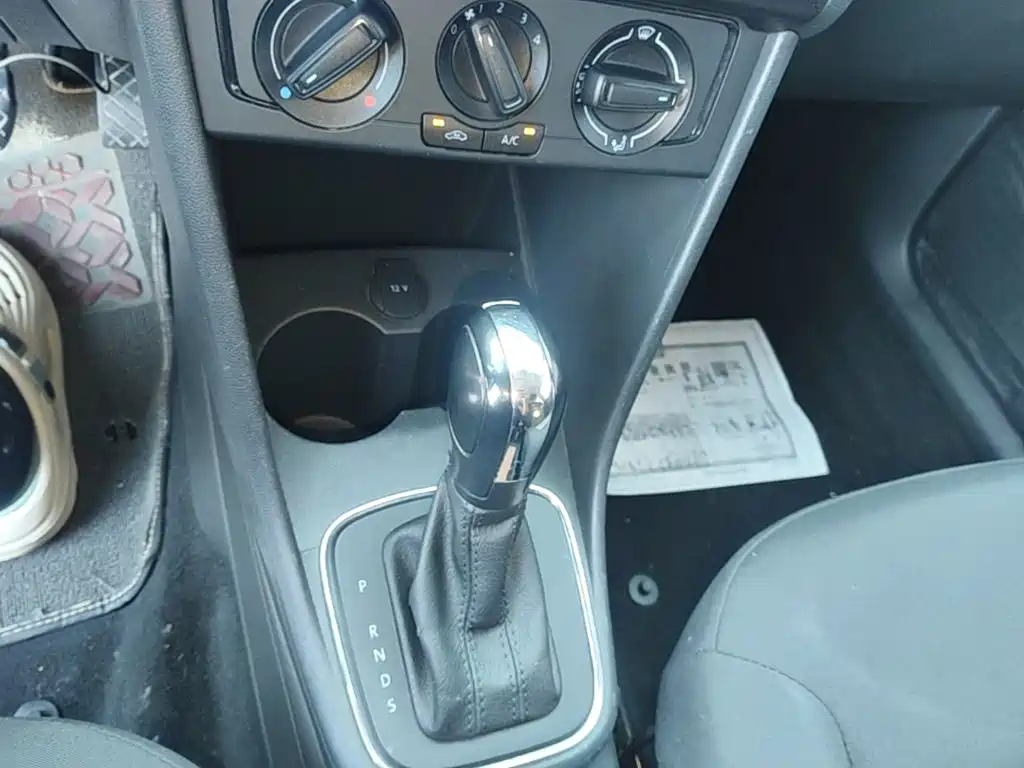 Volkswagen Polo — миниатюра 14