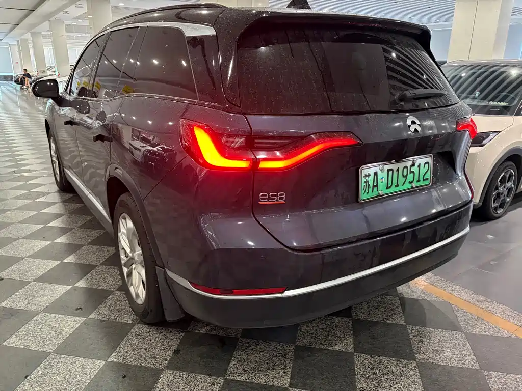 NIO ES8 — миниатюра 4