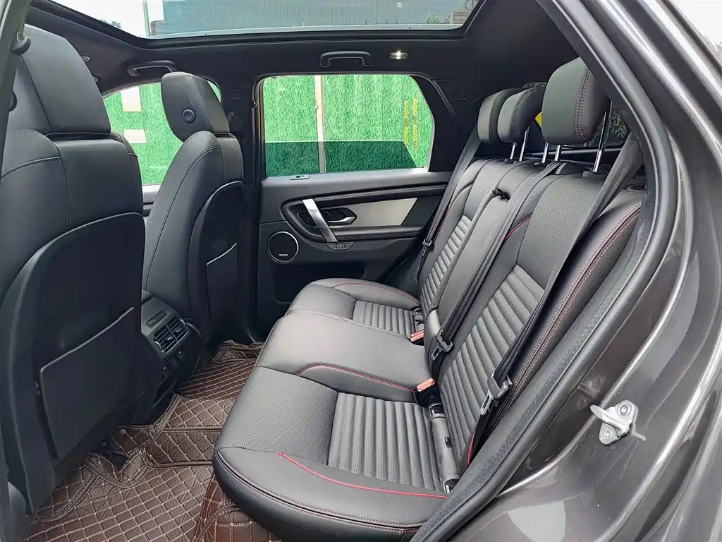 Land Rover Discovery Sport 2022 249PS R-Dynamic S 5 мест