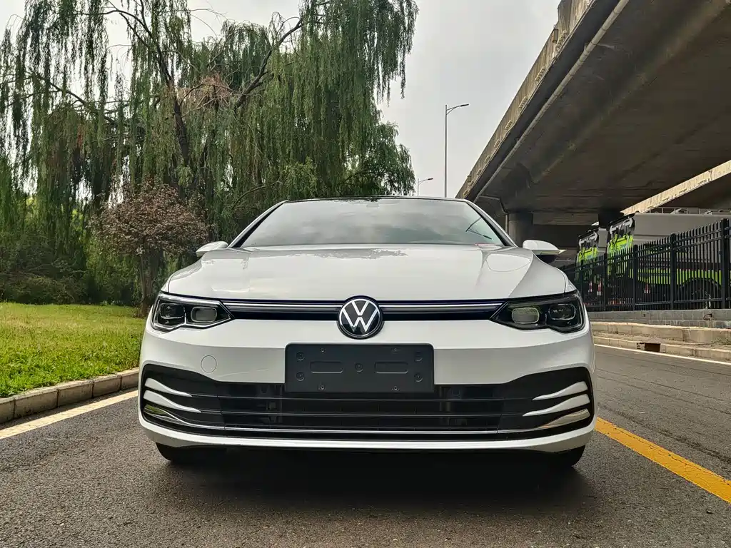 Volkswagen Golf 2023 280TSI DSG Pro