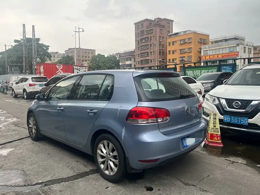 Volkswagen Golf — миниатюра 4