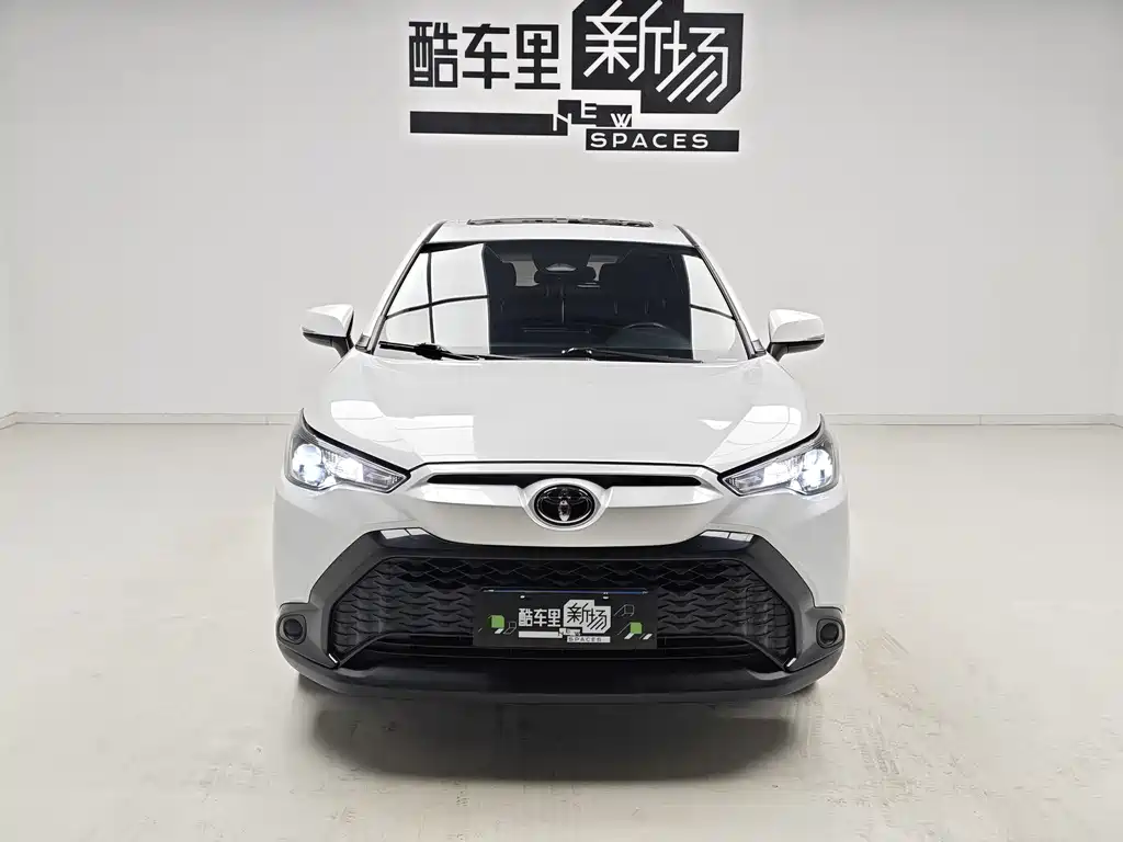 Toyota Frontlander 2.0L CVT Leading Edition, фото 2