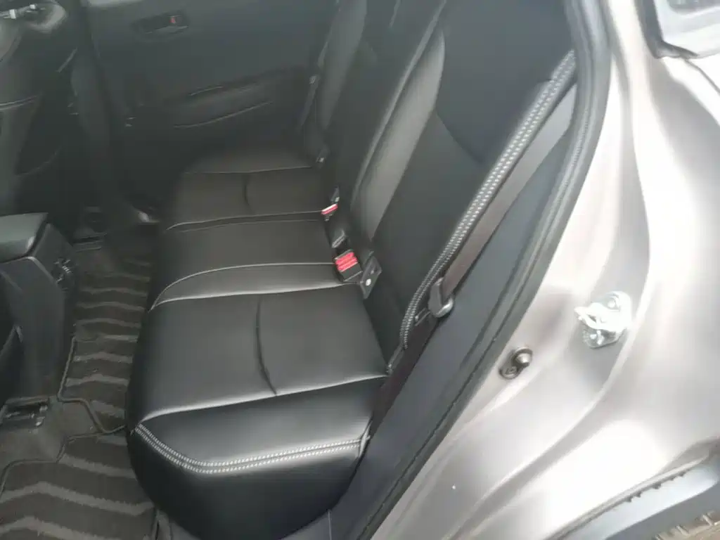 Toyota Corolla Cross — миниатюра 17