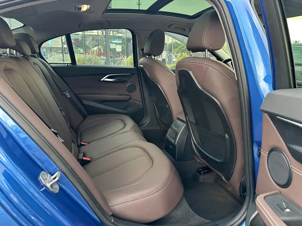 BMW 1 Series — миниатюра 17