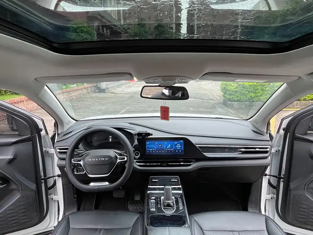 Wuling Victory — миниатюра 13