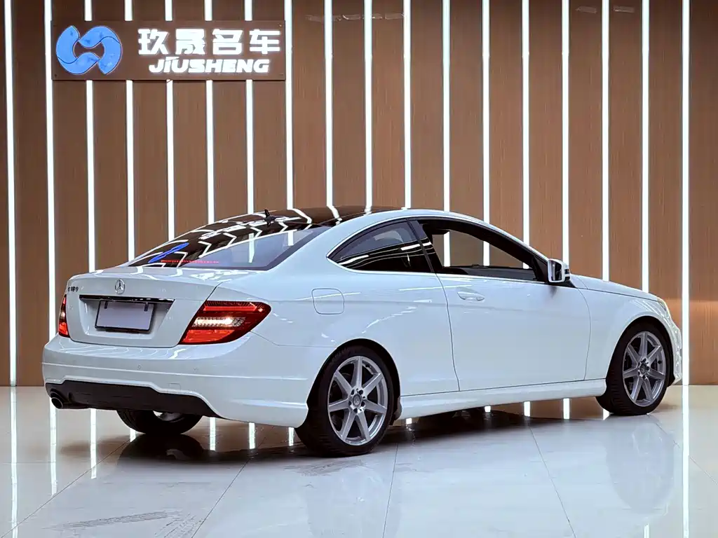 Mercedes-Benz C-Class (Import) — миниатюра 19