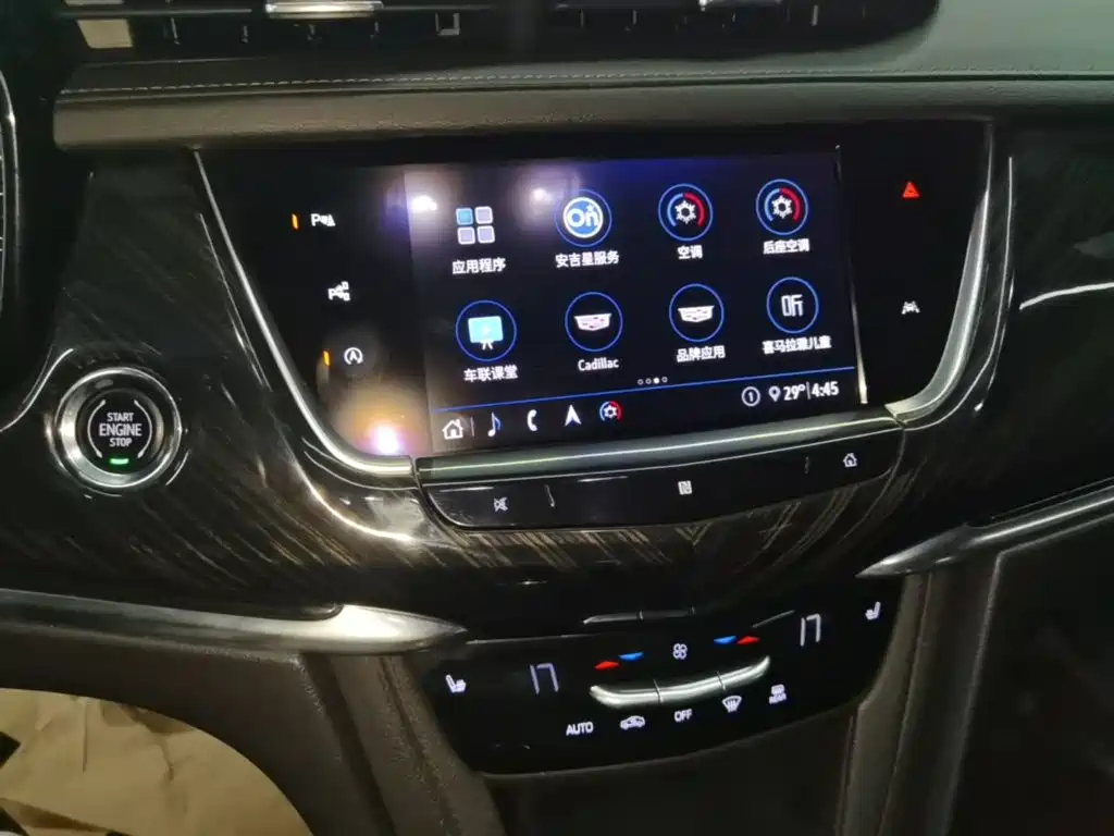 Cadillac XT6 — миниатюра 12