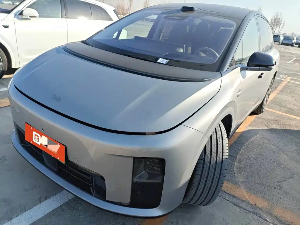 Li Auto 理想i8 2025