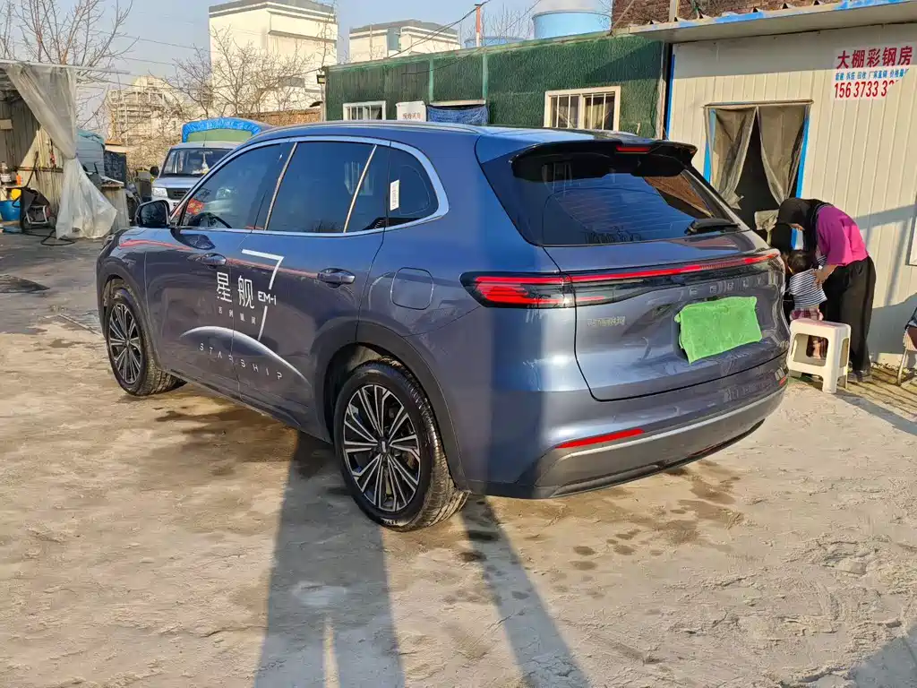 GEELY GALAXY GALAXY STARSHIP 7 EM I