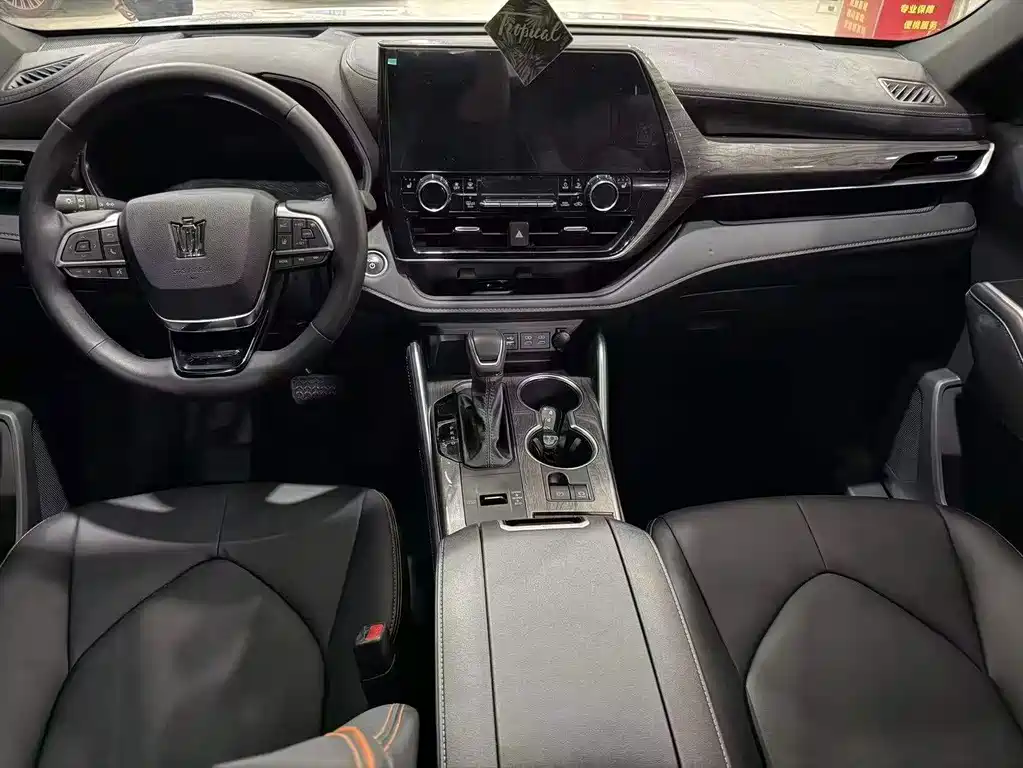 Toyota Crown Kluger 2026 2.5L HEV Luxury