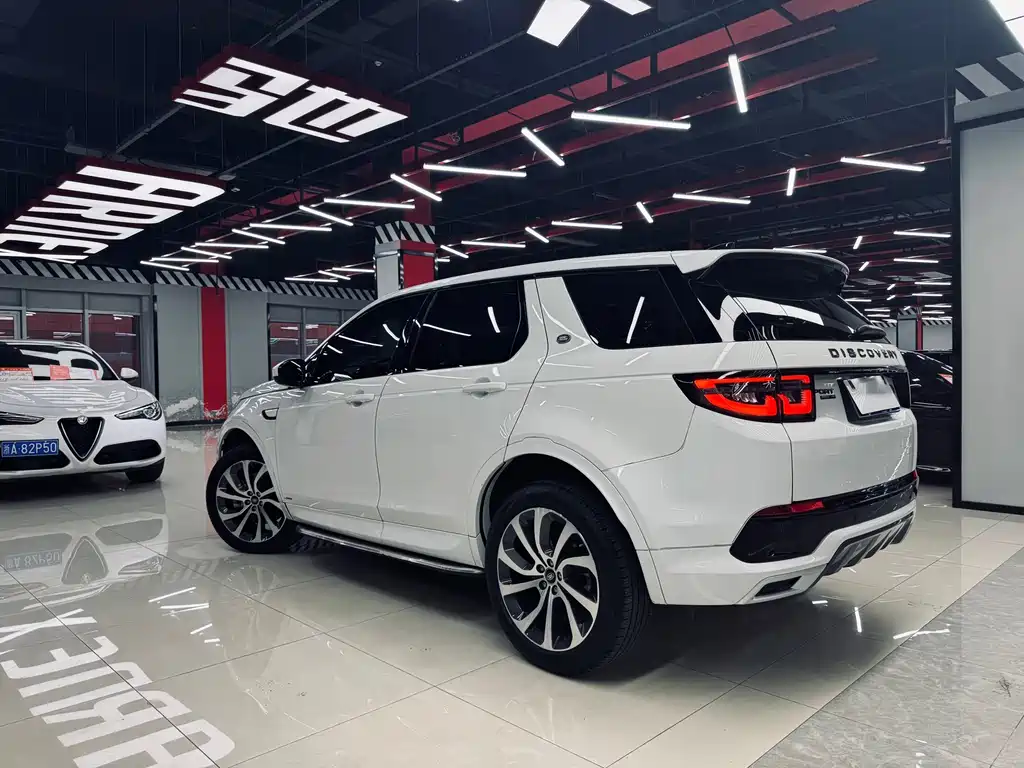 LAND ROVER DISCOVER SPORTS